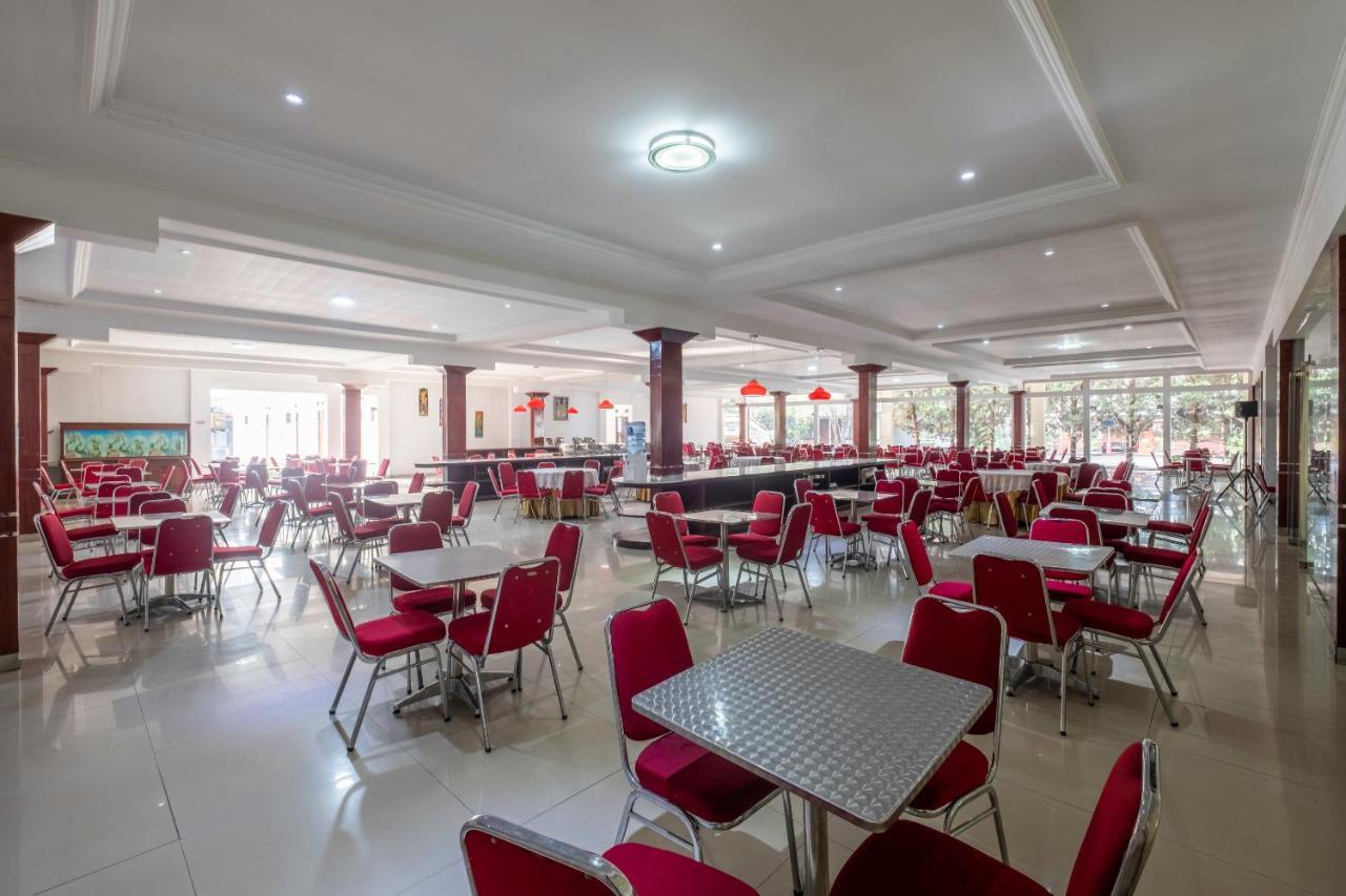 Narima Resort Hotel Lembang Eksteriør bilde